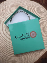 Load image into Gallery viewer, 3mm and 6mm Sterling Silver Pearl Bracelet