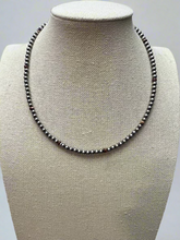 Load image into Gallery viewer, 4mm Purple spiny and Sterling Pearl choker - 14 inch