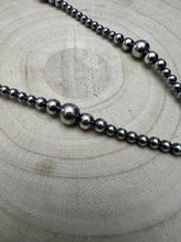 Load image into Gallery viewer, Lariat graduated sterling silver pearl necklace - 18 inch with 4 inch drop
