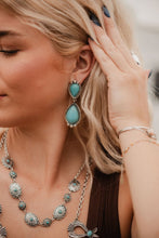 Load image into Gallery viewer, Linked Concho and Faux Turquoise Necklace - 18 inch + 3