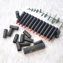 Load image into Gallery viewer, Perfect Lip Crayon Hydrating Lip Pencil