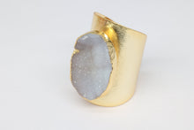 Load image into Gallery viewer, 17