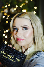 Load image into Gallery viewer, Neutral Eyeshadow Looks Palette - For the Best Nude Makeup Looks
