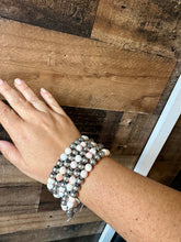 Load image into Gallery viewer, 8mm Sterling Silver Pearls bracelet with pink conch beads - 6 inch bracelet
