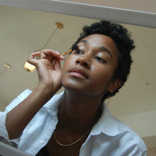 Load image into Gallery viewer, Black Vegan Zero-Waste Mascara
