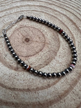 Load image into Gallery viewer, Little bit of Purple Spiny Oyster with Sterling Silver Pearls bracelet
