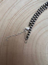 Load image into Gallery viewer, Graduated Sterling Pearl Necklace - 28 inch
