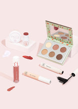 Load image into Gallery viewer, Makeup Essential Kit (6 Pieces Total)

