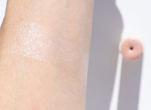 Load image into Gallery viewer, Rose Quartz Cream Vegan Highlighter Stick
