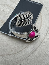 Load image into Gallery viewer, Arrow Head Cuff Ring with Faux Pink Stone
