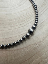 Load image into Gallery viewer, Graduated Sterling Silver Pearl Choker - 15 inch - Top Seller
