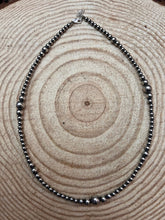 Load image into Gallery viewer, Graduated Sterling Silver Pearls necklace - 18 inch - Very popular
