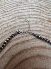 Load image into Gallery viewer, Graduated Sterling Silver Pearls necklace - 18 inch - Very popular
