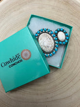 Load image into Gallery viewer, Large Western Faux Turquoise and White Buffalo Stretch Cuff Bracelet

